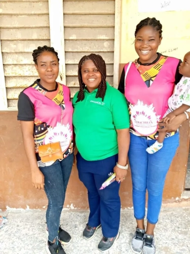 Verachilly Nigerian women and children charity outreach gallery image